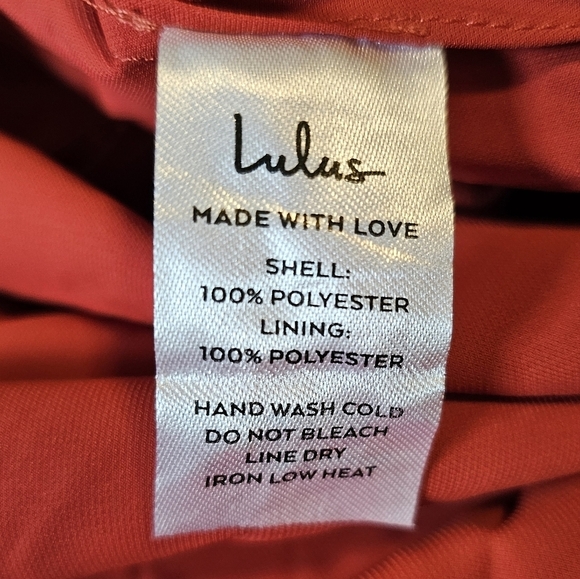 Lulus Women's Reinette Rust Red Faux Wrap Pleated Overlap Sleveless Midi Dress - Picture 14 of 16